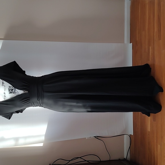 NWT V Neck Short Sleeve Thigh Slit Maxi Dress - Picture 5 of 6